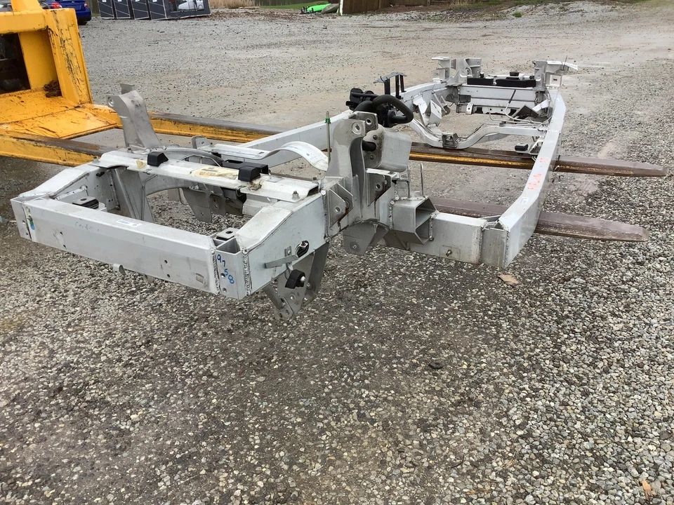 2000-2001 Plymouth Chrysler Prowler BARE Aluminum Frame Pick Up ONLY Foto 3 de 4