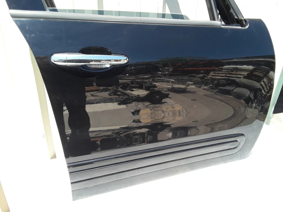 Fiat 500L 2014-2017 fácil panel de carcasa de puerta de pasajero delantero derecho con vidrio OEM Foto 4 de 4