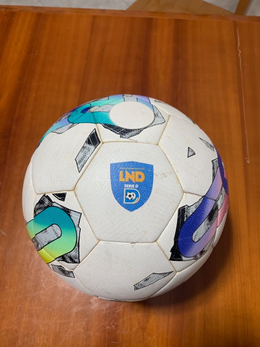 pallone serie D LND puma marchio FIFA stagione 2022-2023