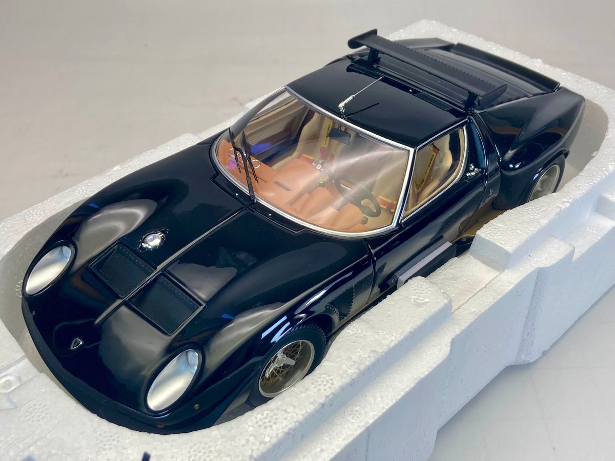 1:18 Kyosho Lamborghini Miura SVR (Black & Gold) Diecast Car Model