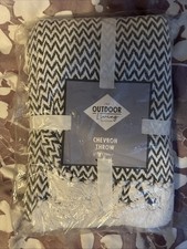 NEW SOFT CHEVRON THROW GREY WHITE COTTON 130 x 180cm. THROW BLANKET.