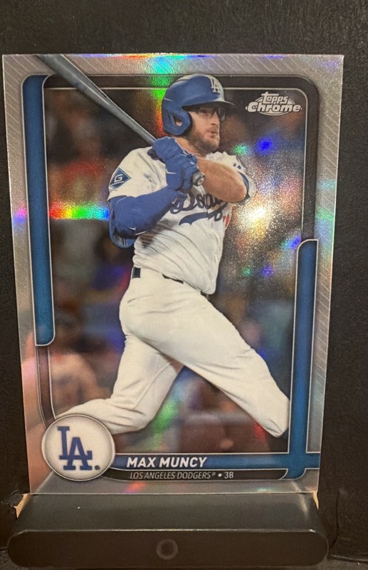 2026 Topps Chrome Max Muncy Flagship Collection Refractor