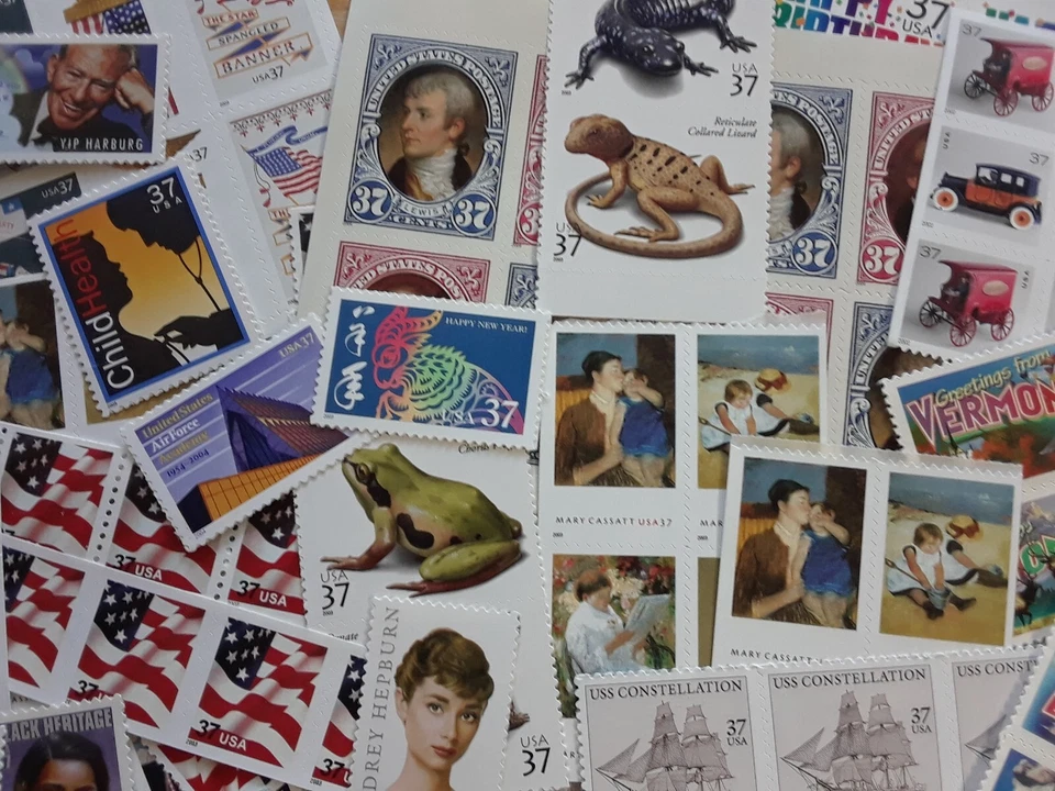 Unused 60 of Multiples & Strips & Singles of 37¢ US Postage Stamps USA FV $22.20 - Image 4 of 4