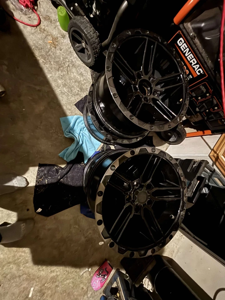 4 Used American Outlaw Railcar 17x8.5 6-135 Machined Black Wheels - Image 4 of 4