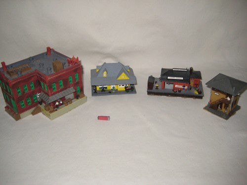 N SCALE BACHMANN SCHYYKILL ADAMS HEIGHTS AHM MARYSVILLE STATIONS ALLIED 