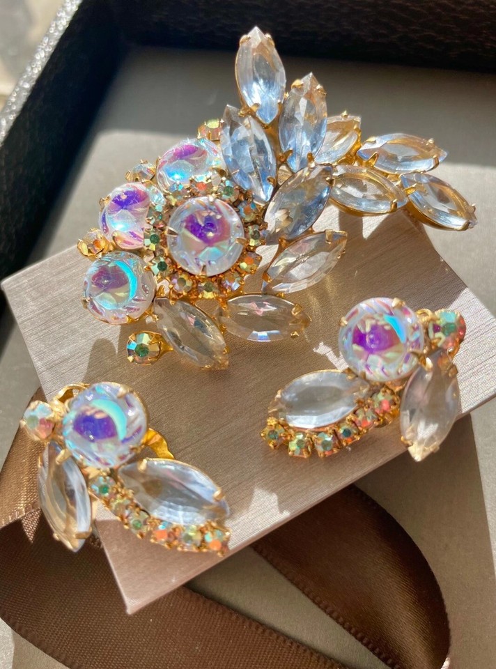 Verified JULIANE D&E  Earrings Blue Crescent AB RHINESTONE Ref #1250
