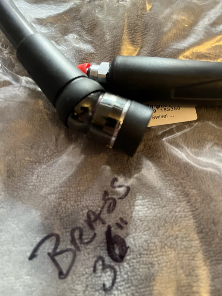 Atomic Aquatics,  36” Octo Comfort Swivel Hose - Image 2 of 3