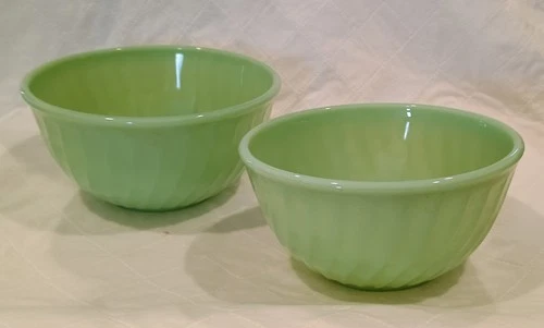 Vintage 1951-61 Fire-King Jadeite Swirl 9" & 8" Set of "Oven Ware" Mixing Bowls