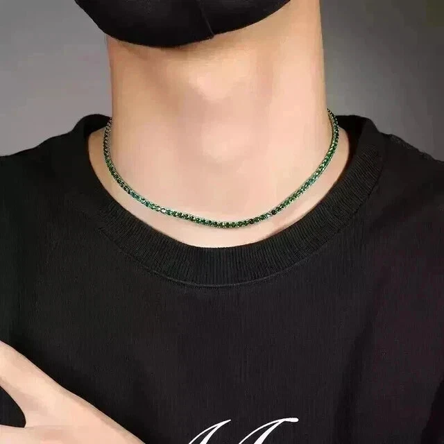 Collar de tenis para hombre de esmeralda de corte redondo de 8 quilates con acabado de oro blanco de 14 quilates Foto 3 de 3