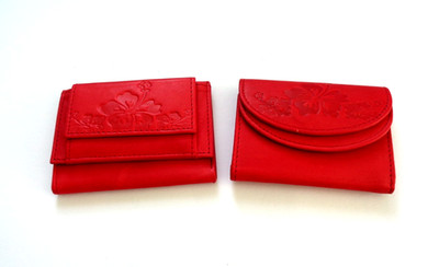 2 Geldbörsen Hibiscus-Prägung  Echt Leder ROSE WOOD HJP