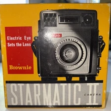 Vintage Kodak Brownie Starmatic II Camera With Box
