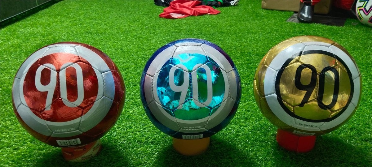 Nike Total 90 'T90 Electra' ( 2004 2005 ) Size 5 Football Red/blue