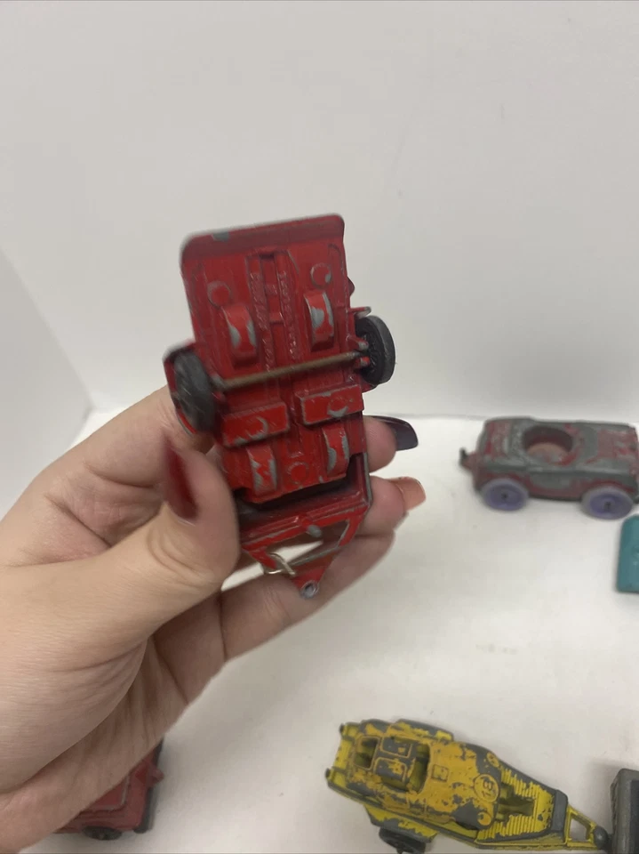 Vintage Tootsietoy 7 cars 3 trailers lot - Image 4 of 4