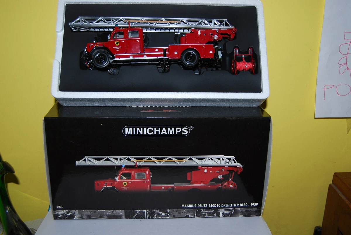 Minichamps 1/43 – Magirus Deutz S 6500 DL30 – Pompiers Albufeira – Boîte