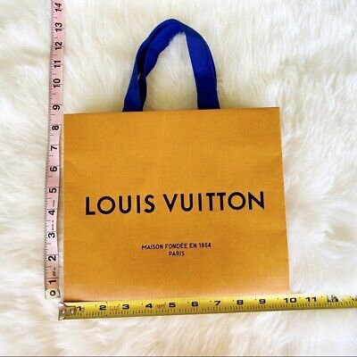 LOUIS VUITTON HOLIDAY EDITION Paper Gift Shopping Bag GOLD 14 X 10 X 4.5” +  Tag