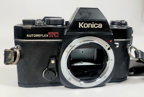 Konica AutoReflex TC 35mm SLR Film Camera Body Untested AS-IS Parts or Repair - Picture 2 of 8