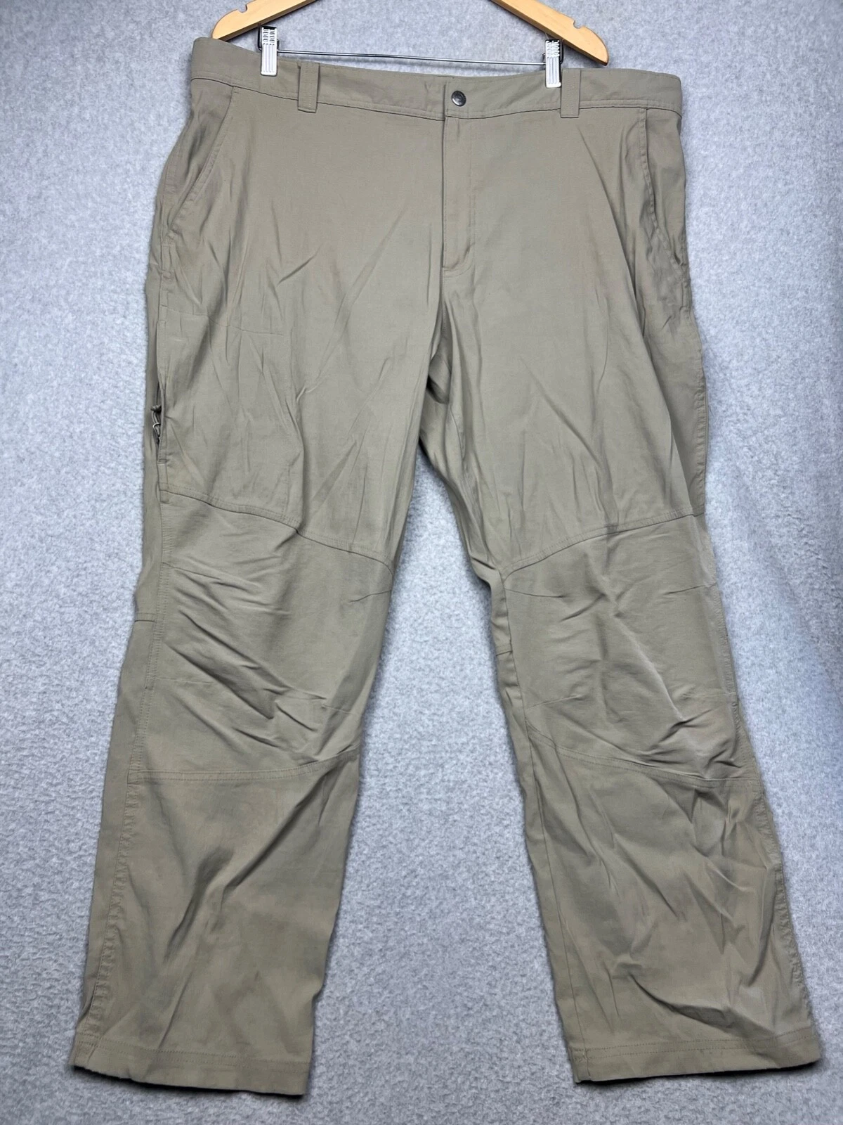Columbia Nylon Hiking Pants Mens 44W 30L Omni-Shade Outdoor Travel Cargo*