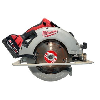 Milwaukee 2631 20 M18 18 Volt Li Ion Brushless Cordless 7 1/4 in. Circular Saw