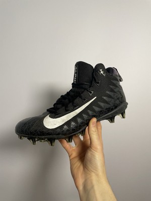 Nike alpha menace pro mid football boots