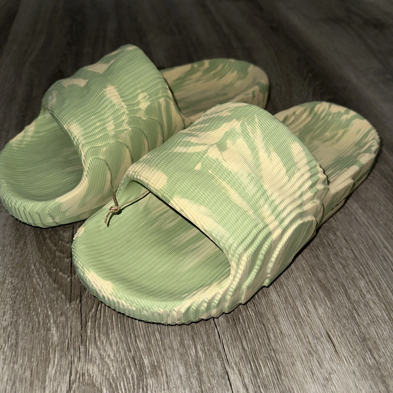 Adidas Originals Adilette 22 Magic Lime Desert Sand (GY1597) Uomo Taglia 8