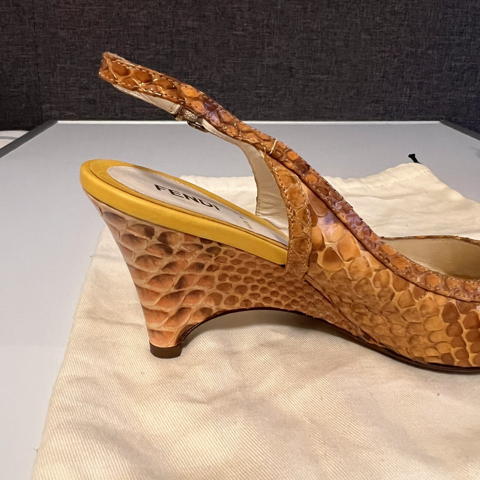 FENDI YELLOW PYTHON LEATHER PLATFORM HEELS SIZE 37 - image 6