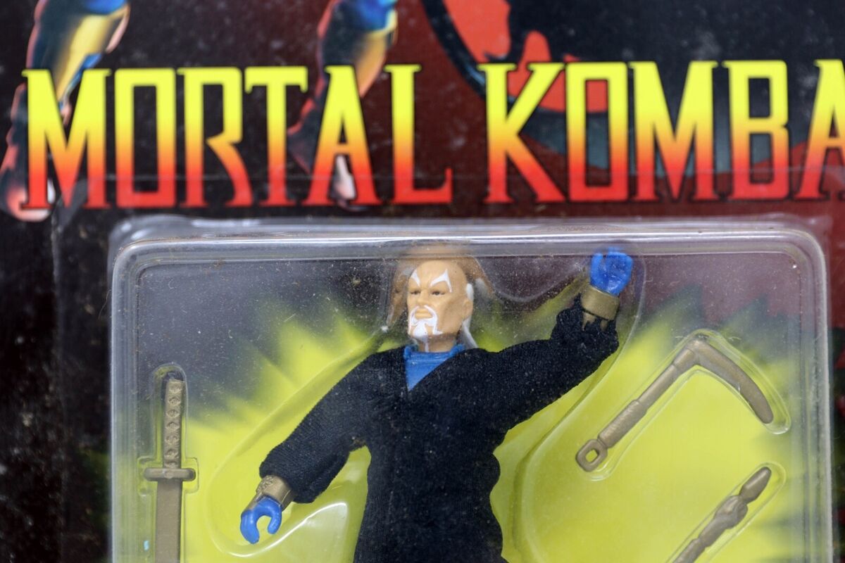 Rare Vintage 1994 Mortal Kombat Shang Tsung 