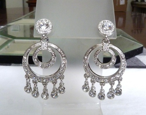 2" LONG NEW IN BOX POUCH COA KJL KENNETH JAY LANE SPARKLING CRYSTALS EARRINGS - Picture 2 of 8
