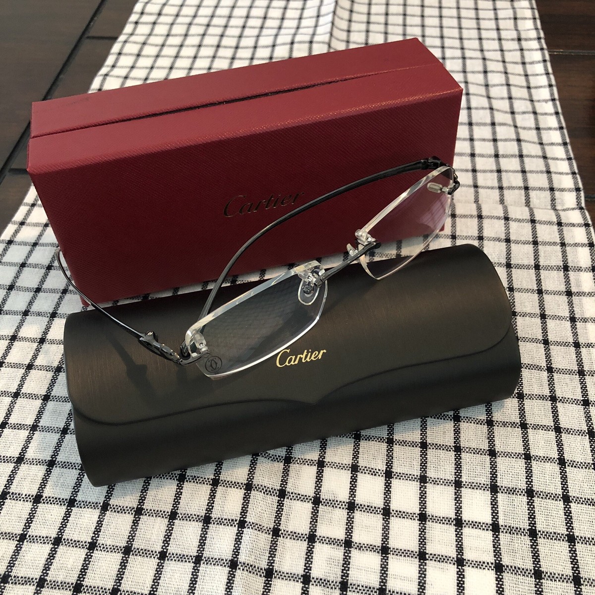 新品未使用　希少Cartier Wood box Anthracite Grey CRESW00708 - Panthère de Cartier sunglasses - Smooth golden
