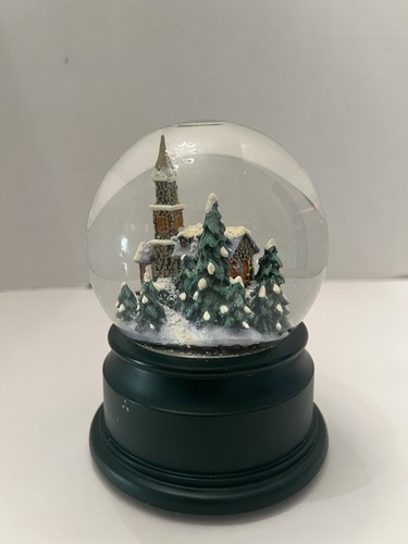 Thomas Kinkade 1996 Sunday Evening Sleigh Ride Musical Christmas Globe - Picture 5 of 10