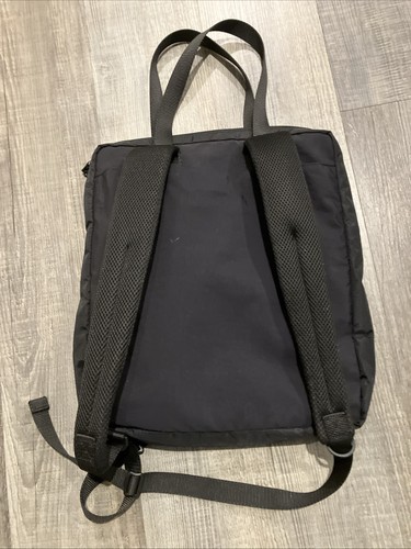 Dünner Rucksack Fabletics schwarz - Bild 9 von 9