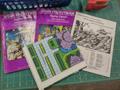 Vintage 1982 Star Frontiers Alpha Dawn Set - RPG Rules & Maps TSR