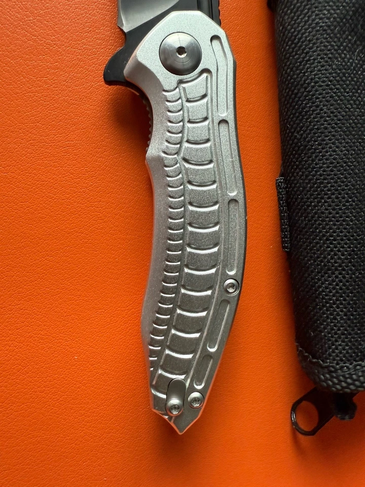 Hojas Brous - Bionic 2.0 - #0147 de 1000 - Hoja de acero para herramienta D2 - Aluminio. Mango Foto 2 de 4