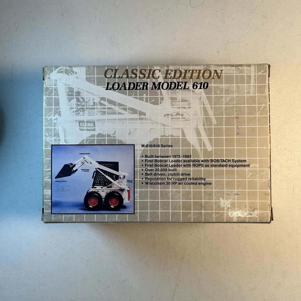 Melroe Bobcat Loader Model 610 Classic Edition 1997 die cast NEW - Image 2 of 4