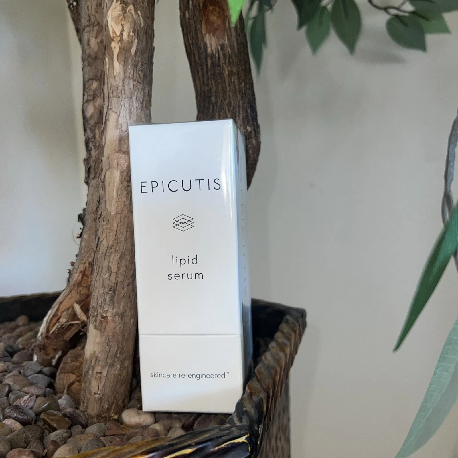 Epicutis Lipid Serum Full Size Bottle 30 ML Sealed Exp 2024
Opens in a new window or tab