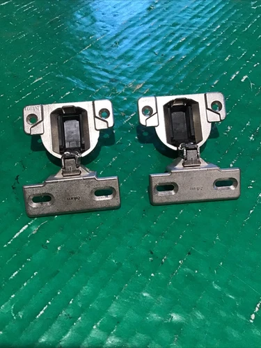 Lot of 2 Blum COMPACT 110° Hinge 30.310-11.02 w/130.115-01.02 Mount Plate 1-1/2"