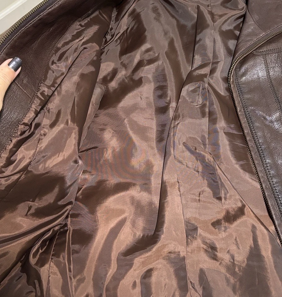 Chaqueta de cuero marrón para mujer Caslon talla pequeña Foto 3 de 4