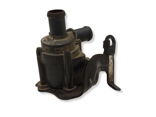 Volkswagen Passat B8 2016 Elektrische Zusatz Kühlwasserpumpe Diesel 5Q0121599