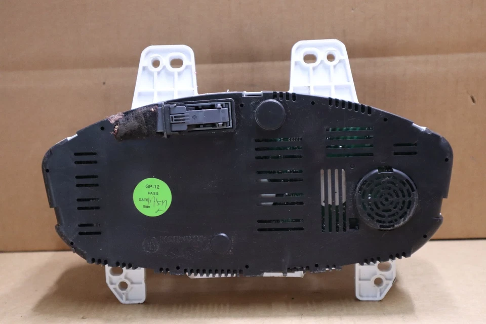 2017-2018 Chevrolet Sonic Speedometer Instrument Cluster Gauges B5XPM - Image 2 of 4