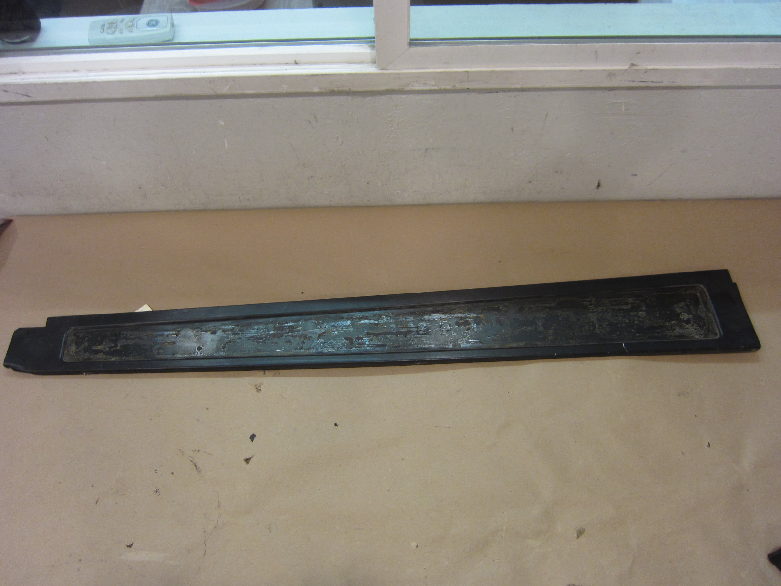 Ferrari 512 TR, Testarossa - LH Door Sill / Kick Plate - Part # 61515400