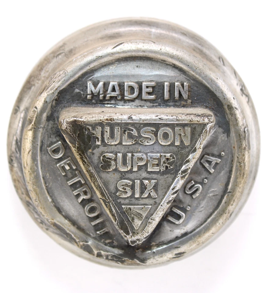 Tapacubos atornillables Hudson Super Six-Aluminio 1916-1928 Foto 3 de 4