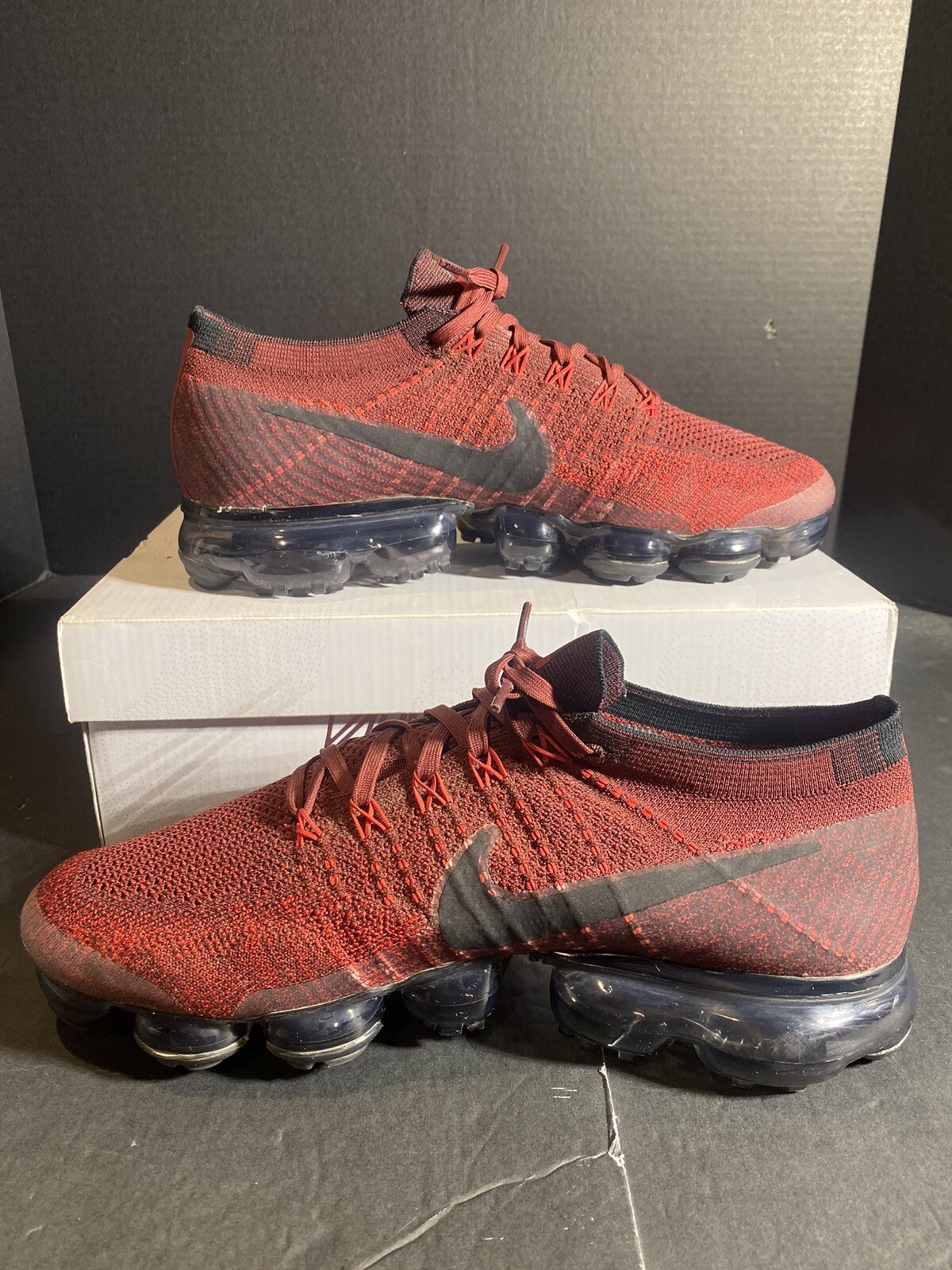 vapormax team red