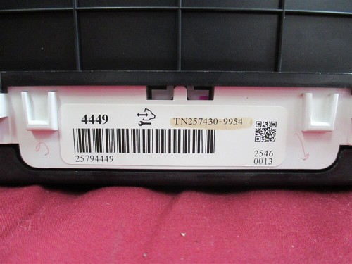 NOS OEM Cadillac SRX Instrument Cluster 2007 - 08 EXPORT Kilometers - Picture 8 of 10
