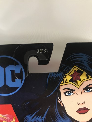 DC WONDER WOMAN HOT WHEELS CHARACTER CARS 2018 Mattel NEW 3 of 5 Action Feature - Picture 4 of 12