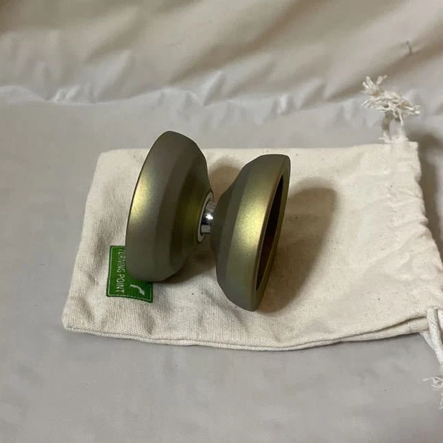 Yoyo Radix Iridescence Magnesium Turning Point Exclusive To