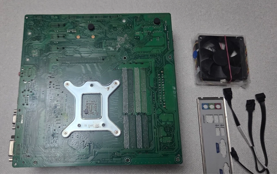 HP mATX AAHD2-HY Motherboard AMD A4-3400 2.7GHz CPU 3GB RAM HSF IOP SYS FAN - Image 3 of 4