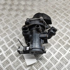 Pompe à eau Audi Q2