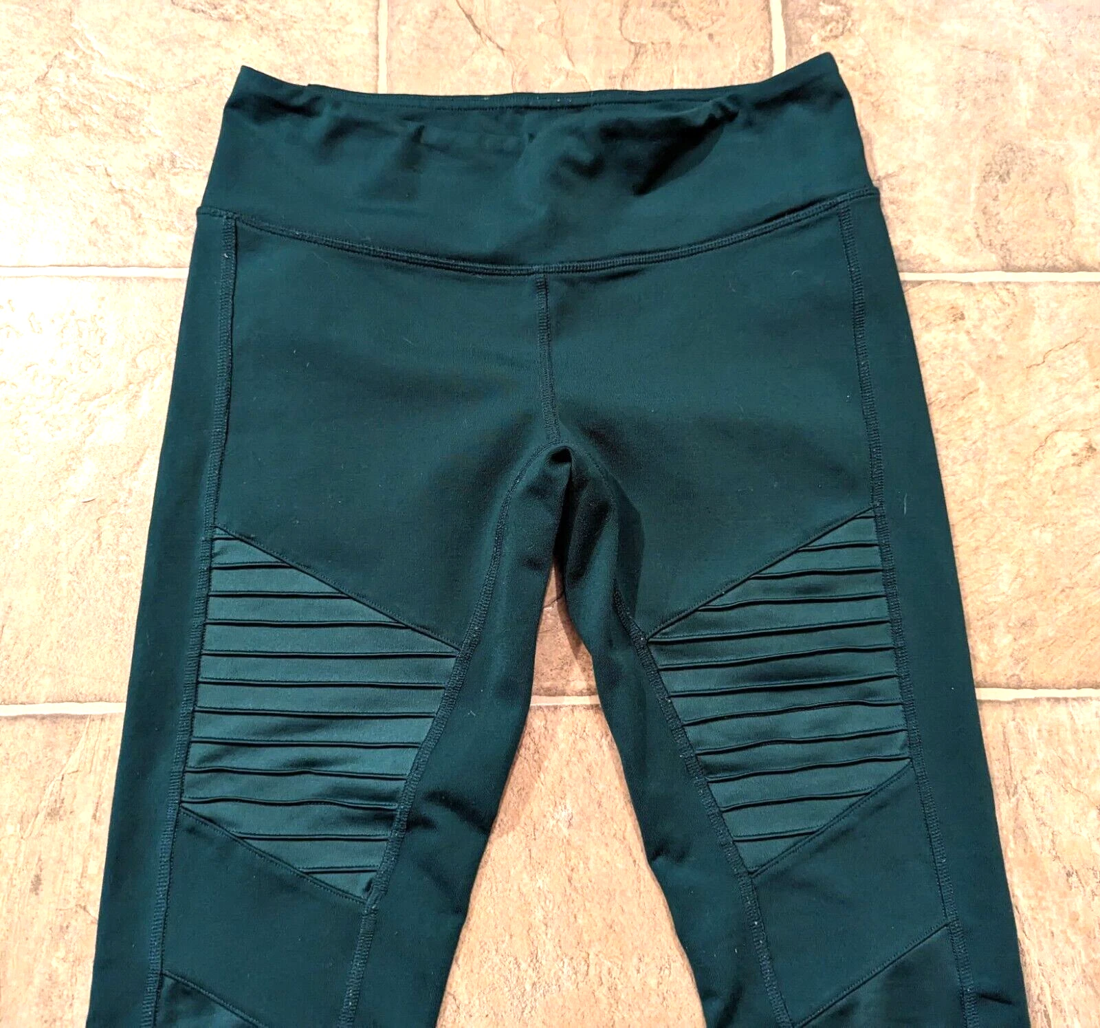alo-yoga moto stretchy pull on compression leggings