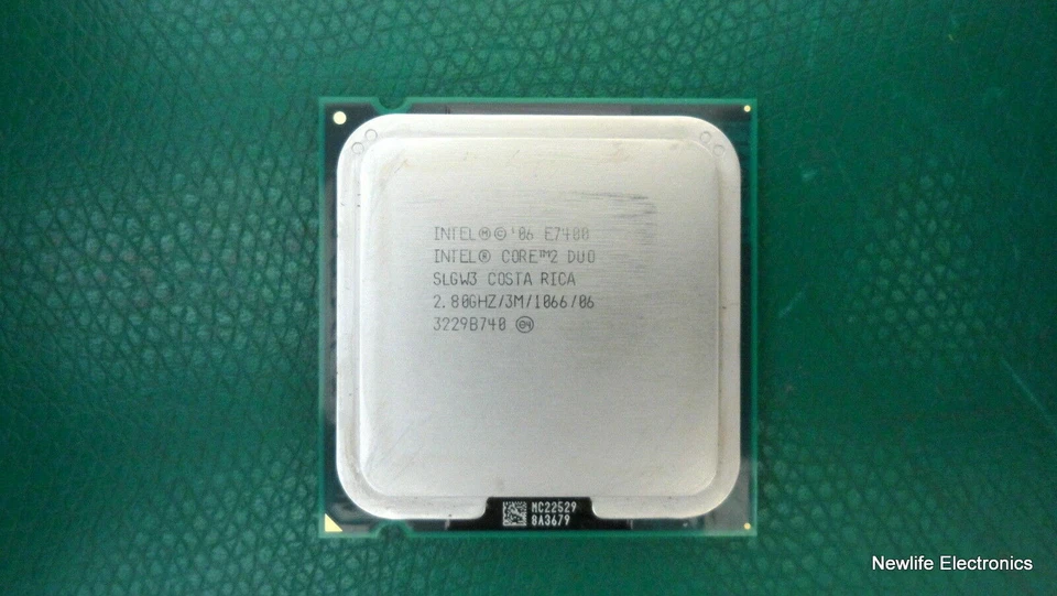 Intel Core 2 Duo E7400 2.8GHz CPU (3MB Cache/1066 MHz FSB) SLGW3 - Image 2 of 3