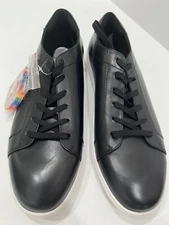 Kenneth Cole Sneakers   RAINBOW Shoe Laces LEATHER ATHLETIC Stylish Size 10