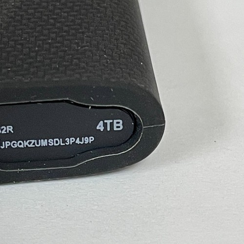 Samsung - T9 Portable SSD 4TB, Up to 2,000MB/s, USB 3.2 Gen2 - Black MU‑PG4T0B - Picture 5 of 6